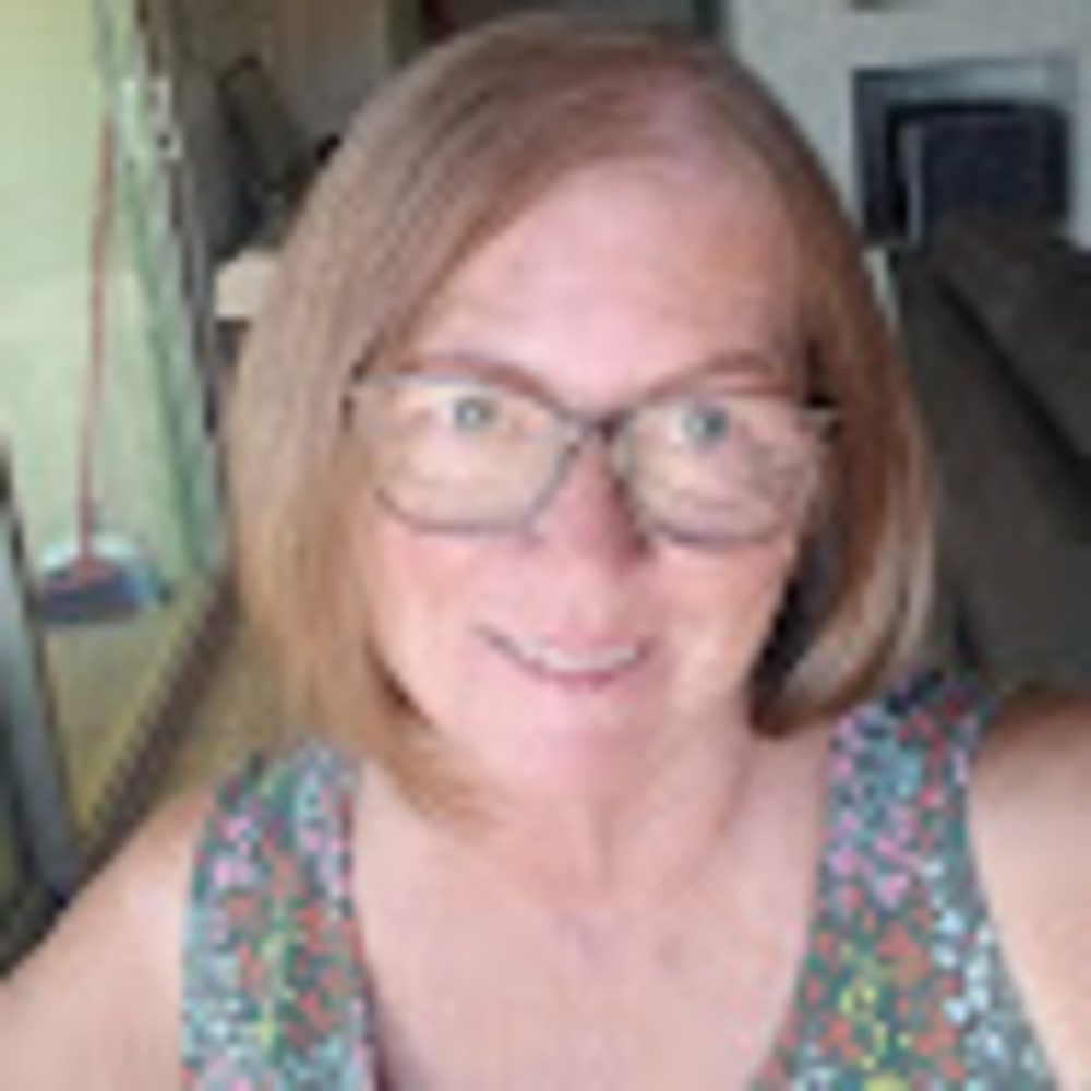 Meet your Posher, Dee